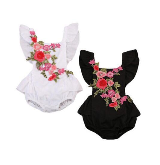 Barboteuse à fleurs pour bébé