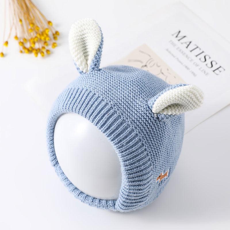 Cagoule en laine pour bébé