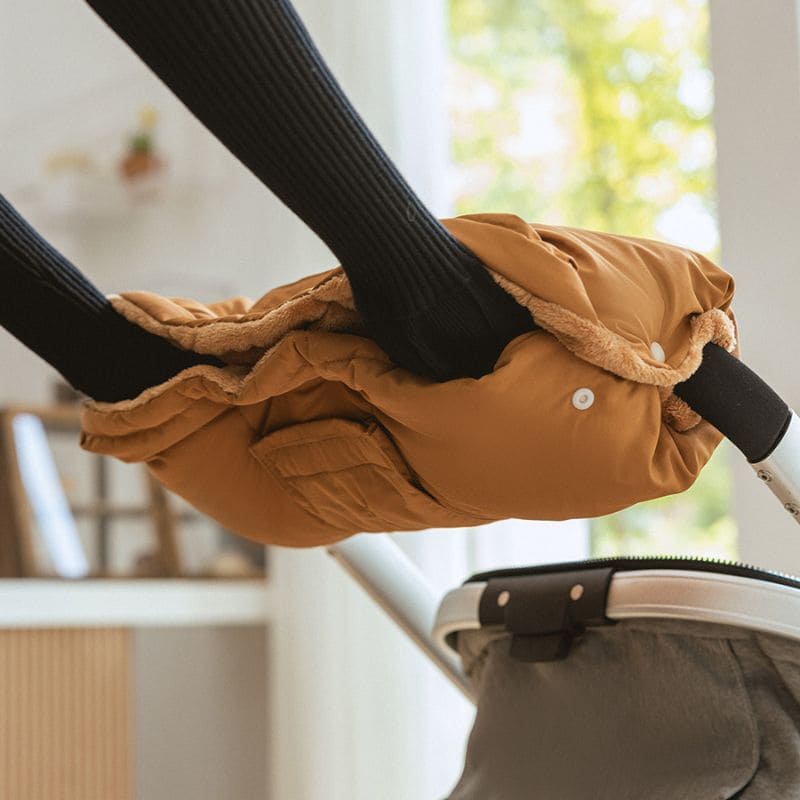 Protège Main Poussette avec porte-téléphone | HandyWarm