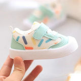 Chaussure bebe à fermeture velcro | QuickFit