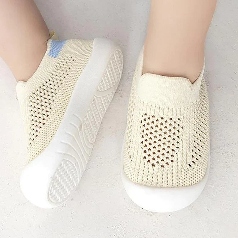 Chaussures Bébé en Maille Respirante | AirySteps