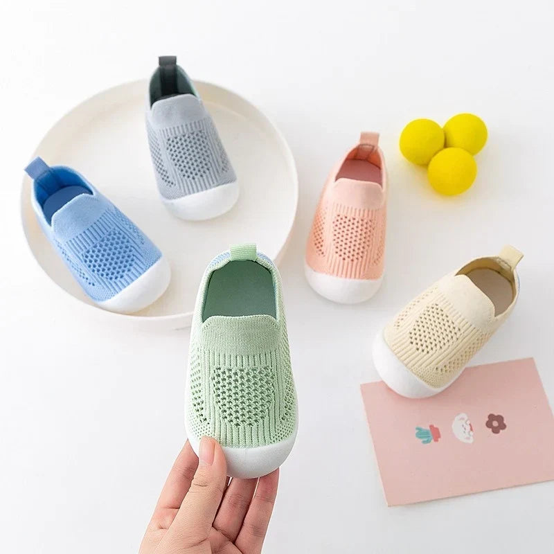Chaussures Bébé en Maille Respirante | AirySteps