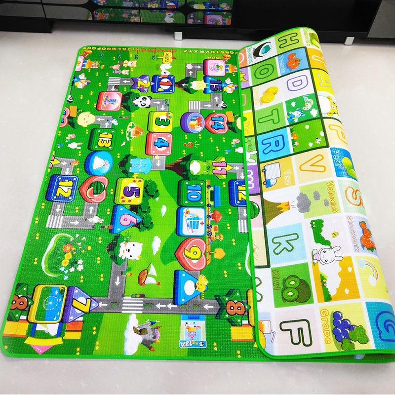 tapis de développement pour chambre de bébé