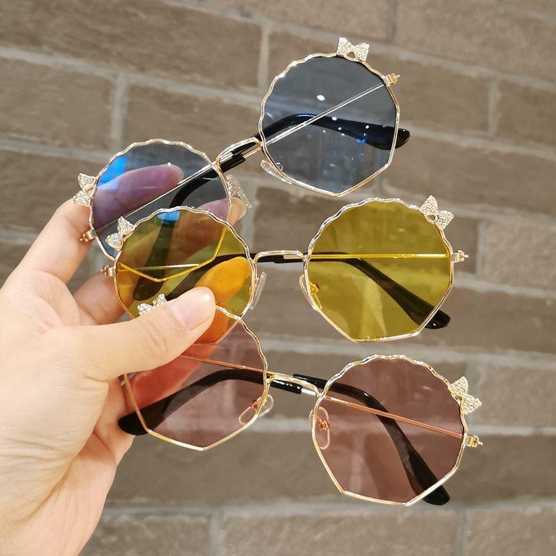 Lunettes de soleil Vintage avec nœud de papillon