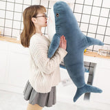 Grande peluche de requin pour enfant