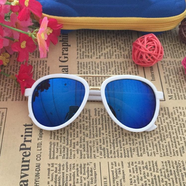 lunettes de soleil colorées pour enfants