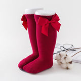 Paire de chaussette rouge avec noeuds de papillon pour bébé