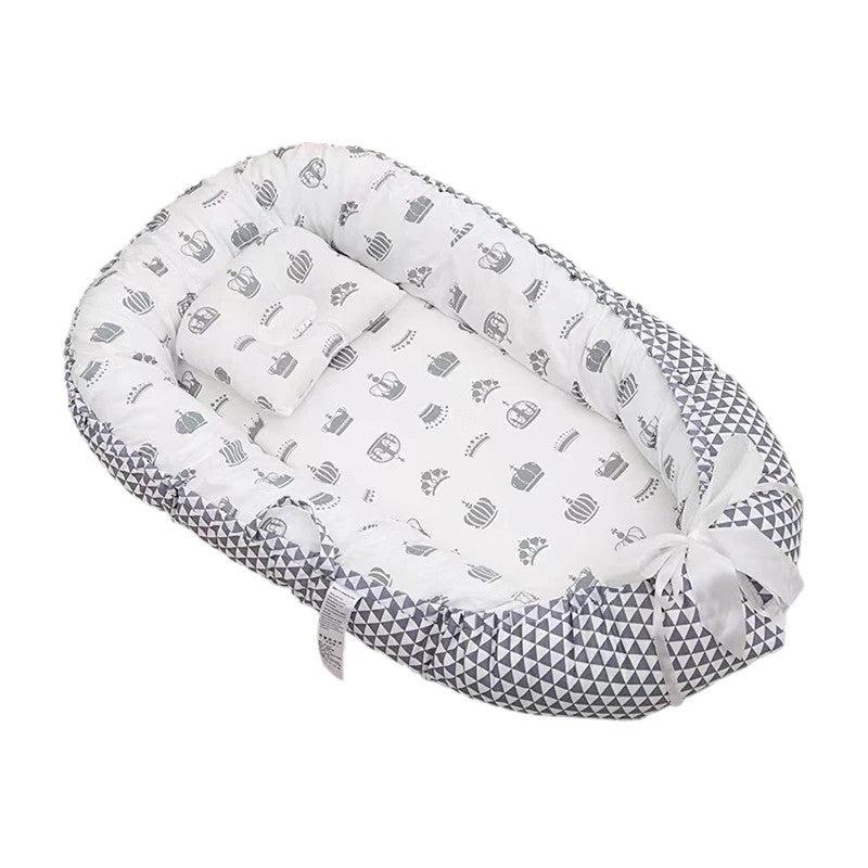 Réducteur de Lit Bébé avec Oreiller