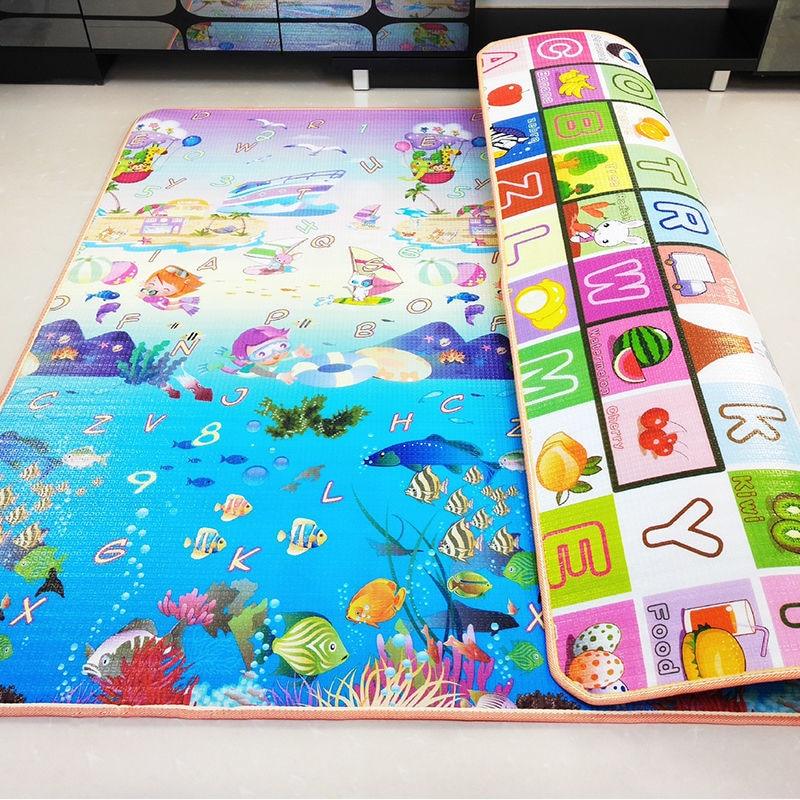 tapis de développement pour chambre de bébé