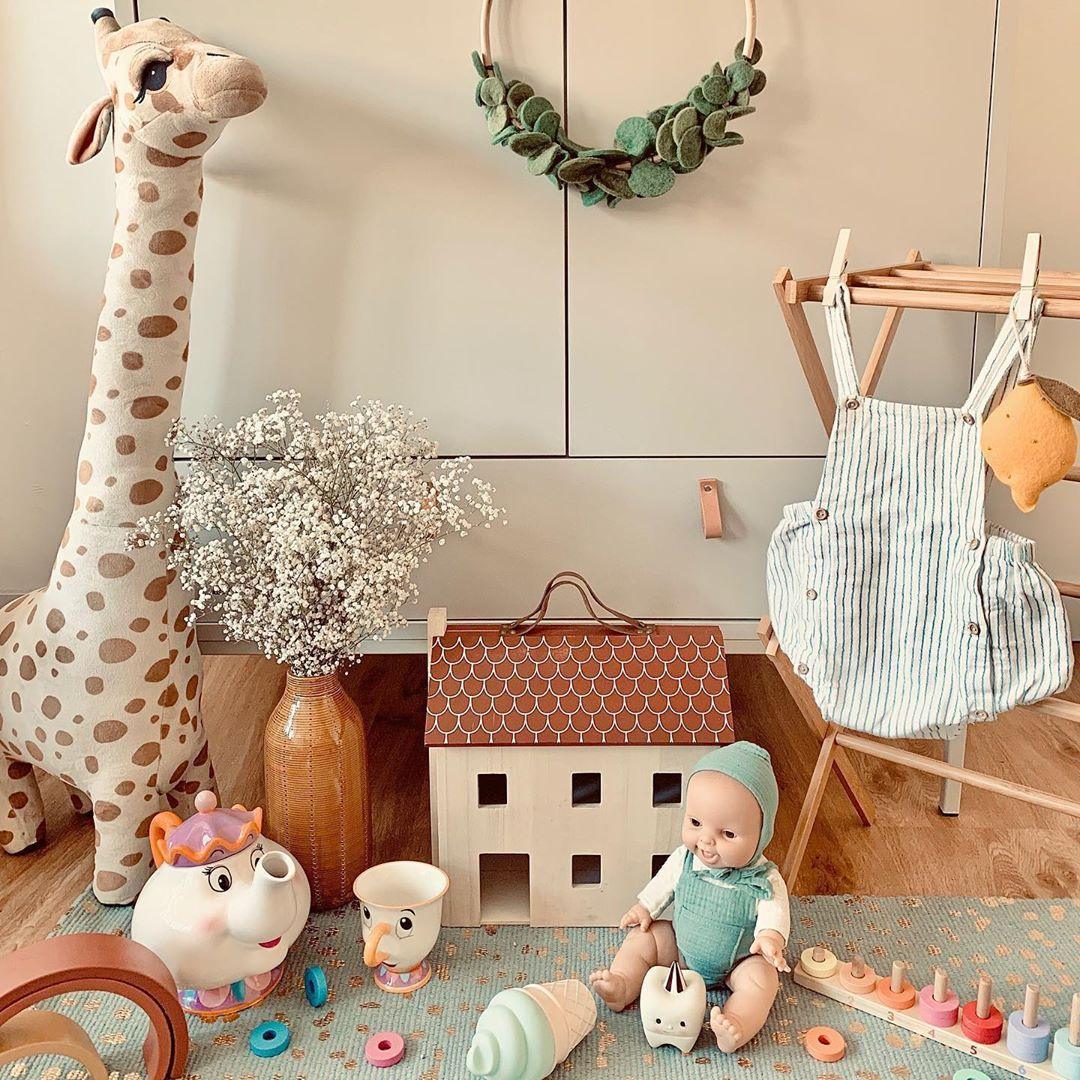 Girafe en peluche pour enfants