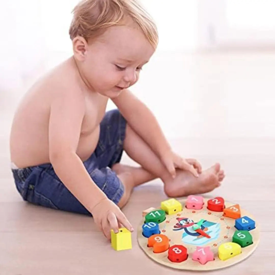 Horloge Montessori en Bois - Bébé Pingouin