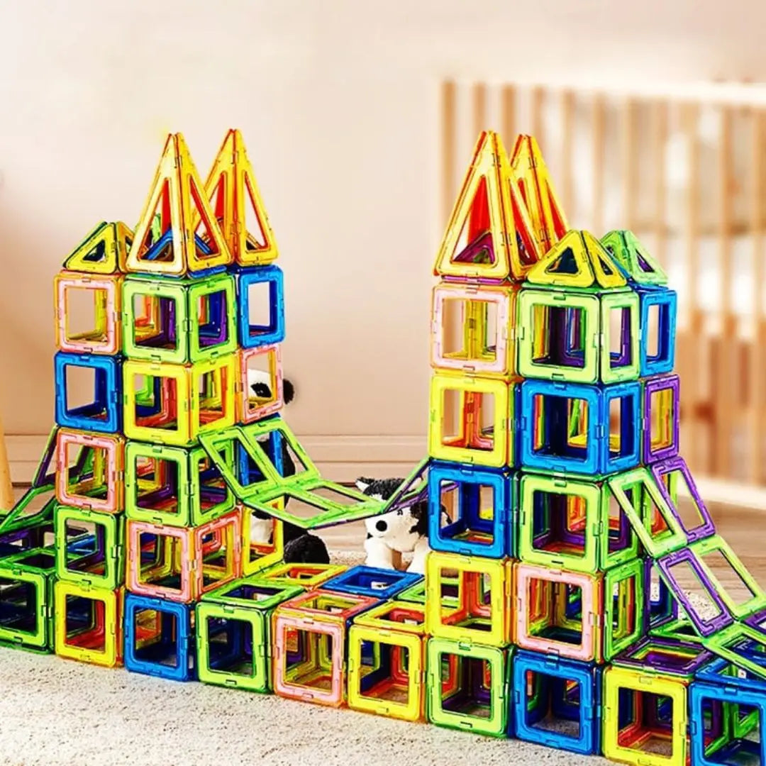 Jeu aimanté Montessori - MagneticTiles