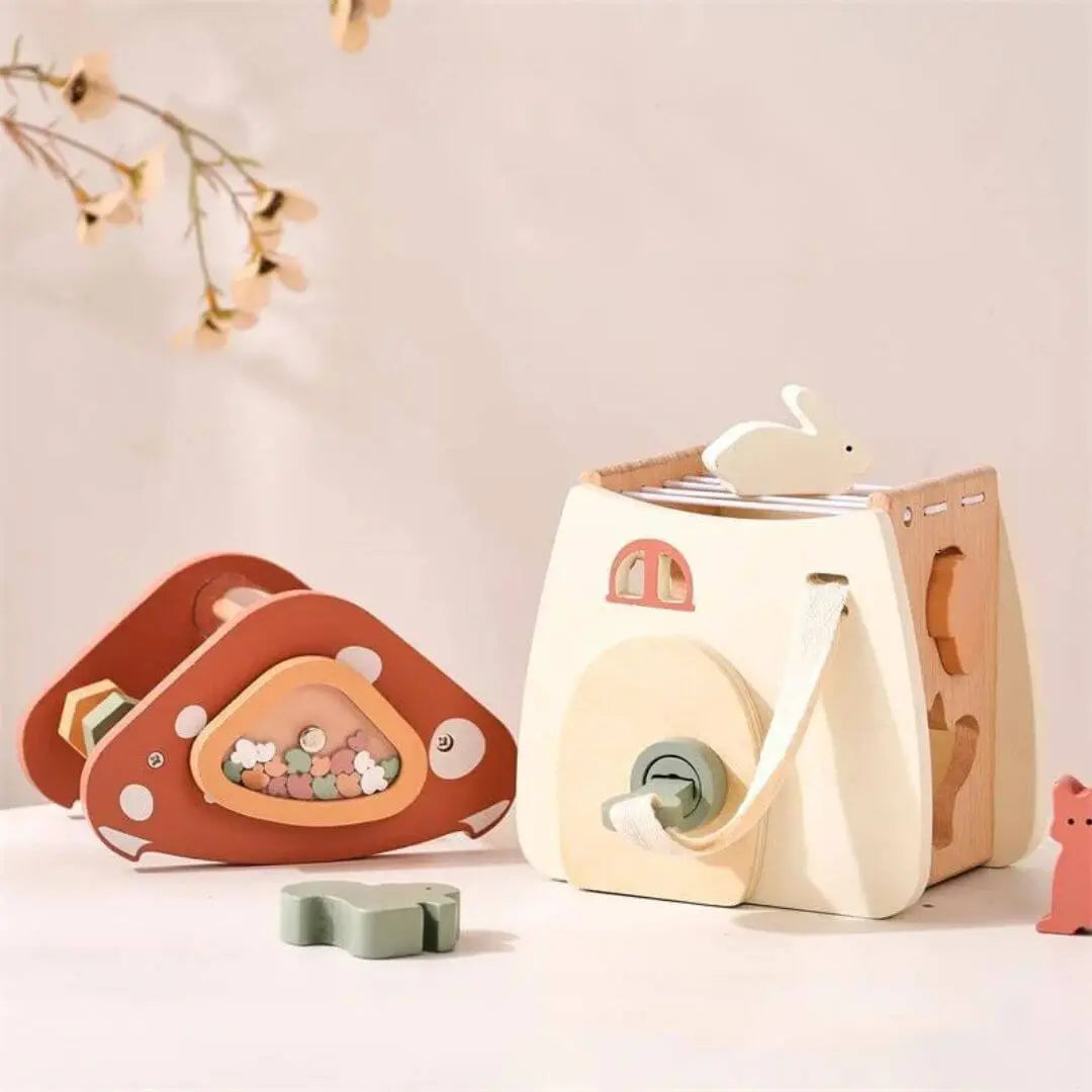 Jouet en bois – Cube d’activité Montessori Maison Champignon