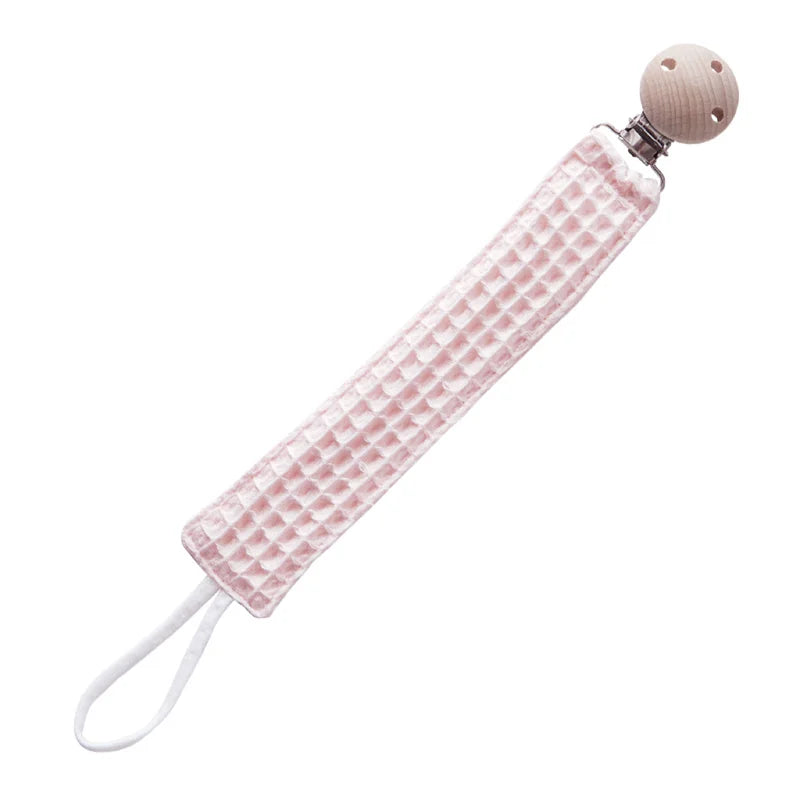 Attache-tétine brodée au prénom avec clip en bois – Cadeau de naissance