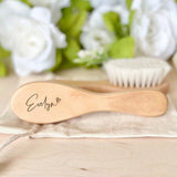 Brosse à cheveux bébé personnalisée au prénom en bois – Cadeau de naissance