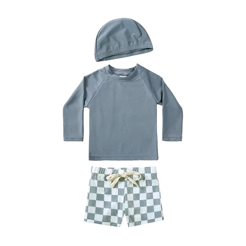 Maillot de bain et bonnet pour bébé