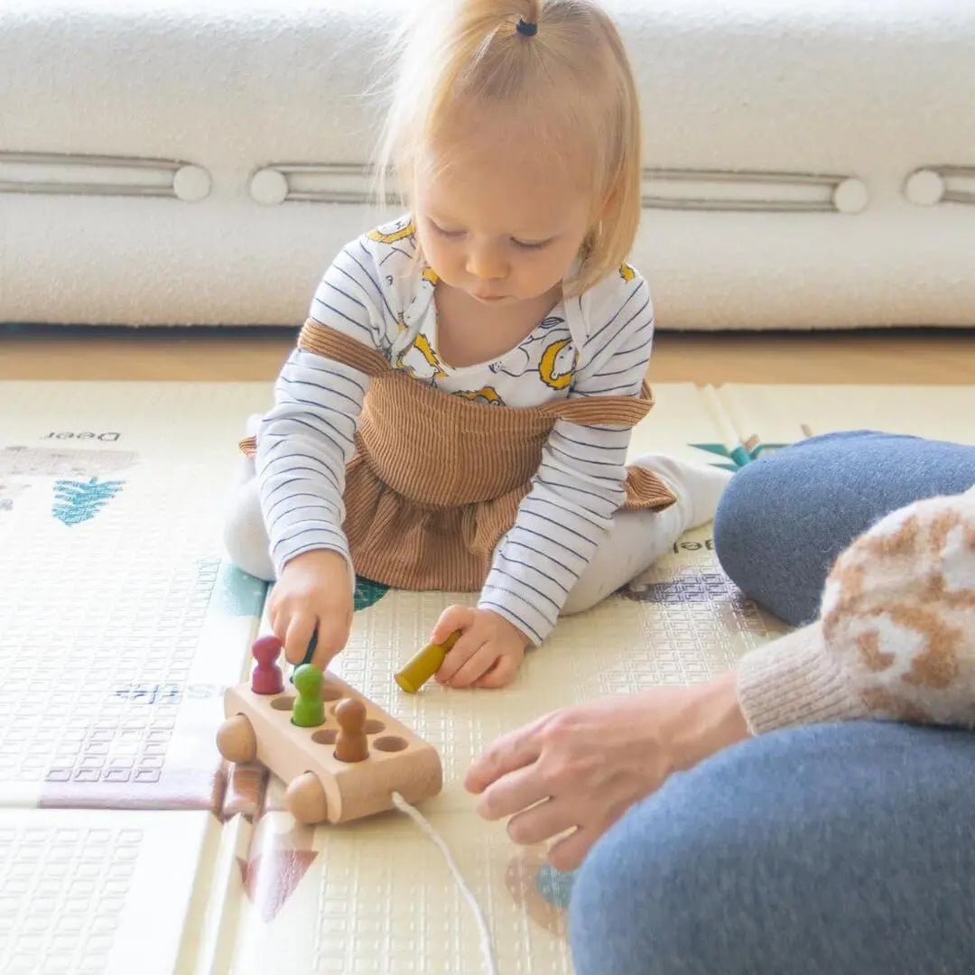 Voiture en Bois Montessori Figurines  – MiniPeople