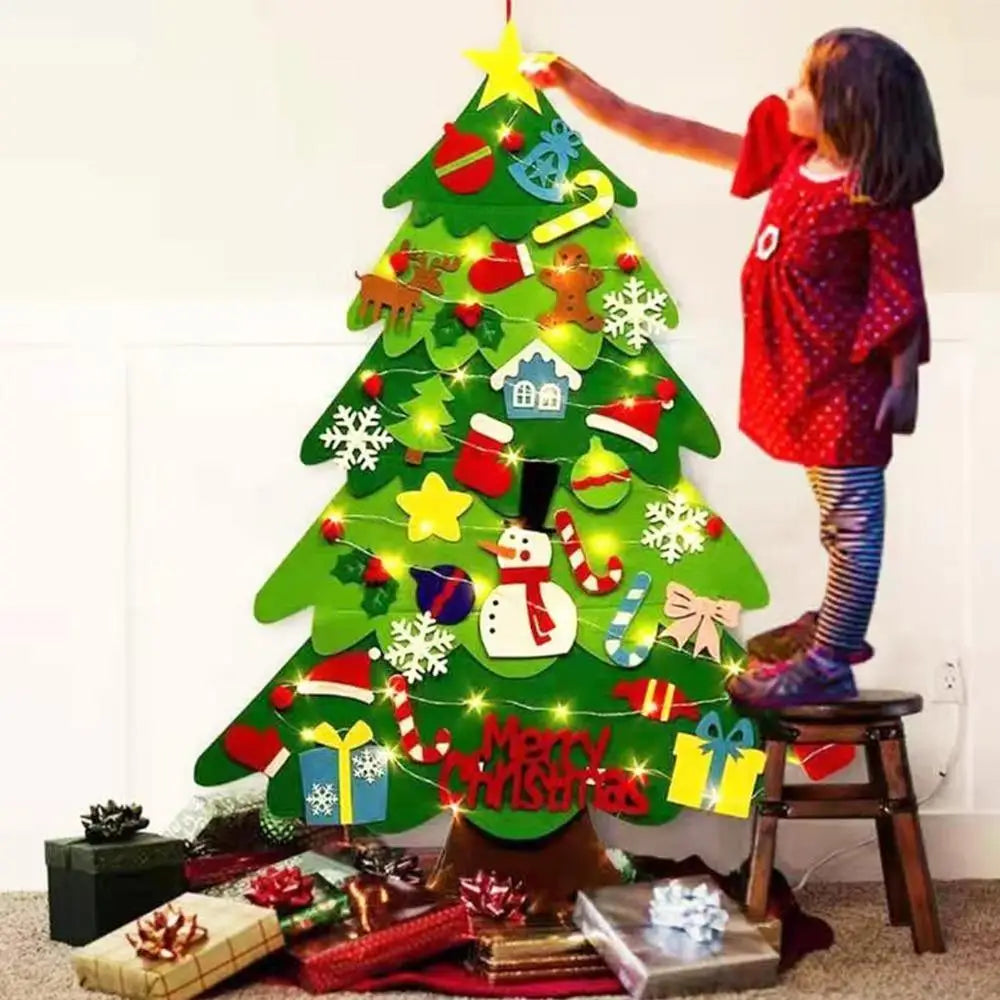 Arbre de noël en feutre pour enfants