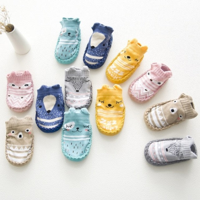 Chaussettes de Sol Bébé Cartoon GripKnit – Douces, Antidérapantes et Adorables
