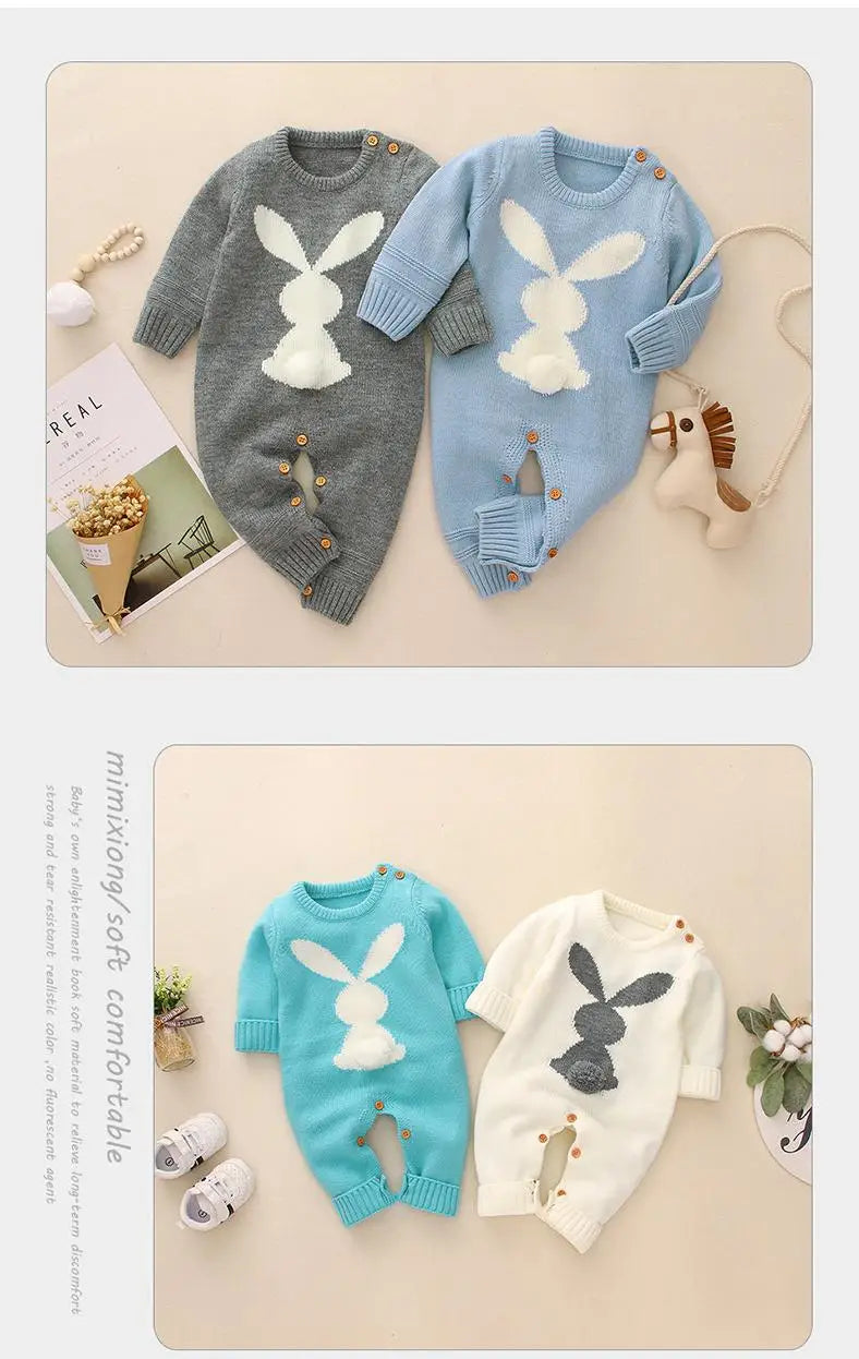 Le Petit Sauteur Combinaison Tricotée | Queue de Lapin & Pom-Pom