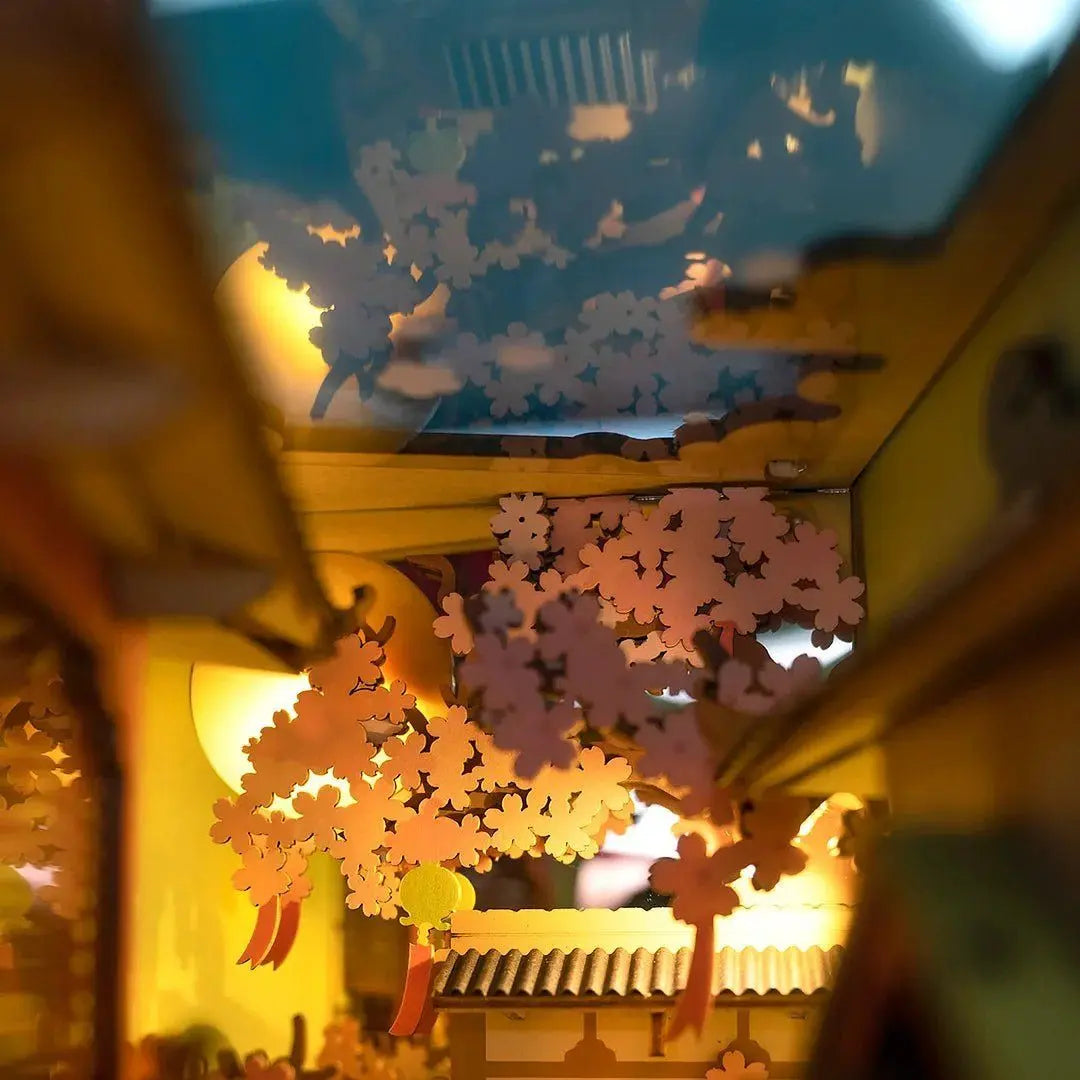 Book Nook Sakura en Bois avec Lumière LED - SakuraDream