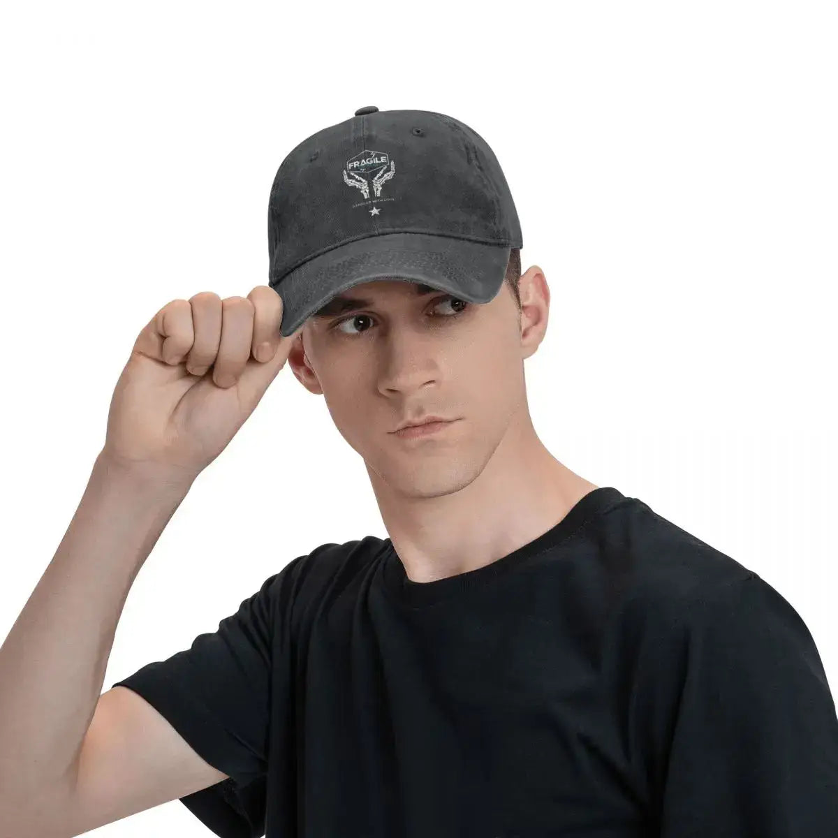 Casquette Death Stranding Fragile