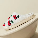 Chaussons mignons petites cerises