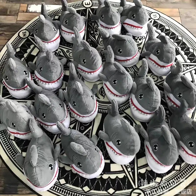 Chaussons Peluche Chauds Requins-ClubdesJouets