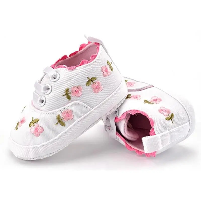 Chaussures brodée pour bébé fille
