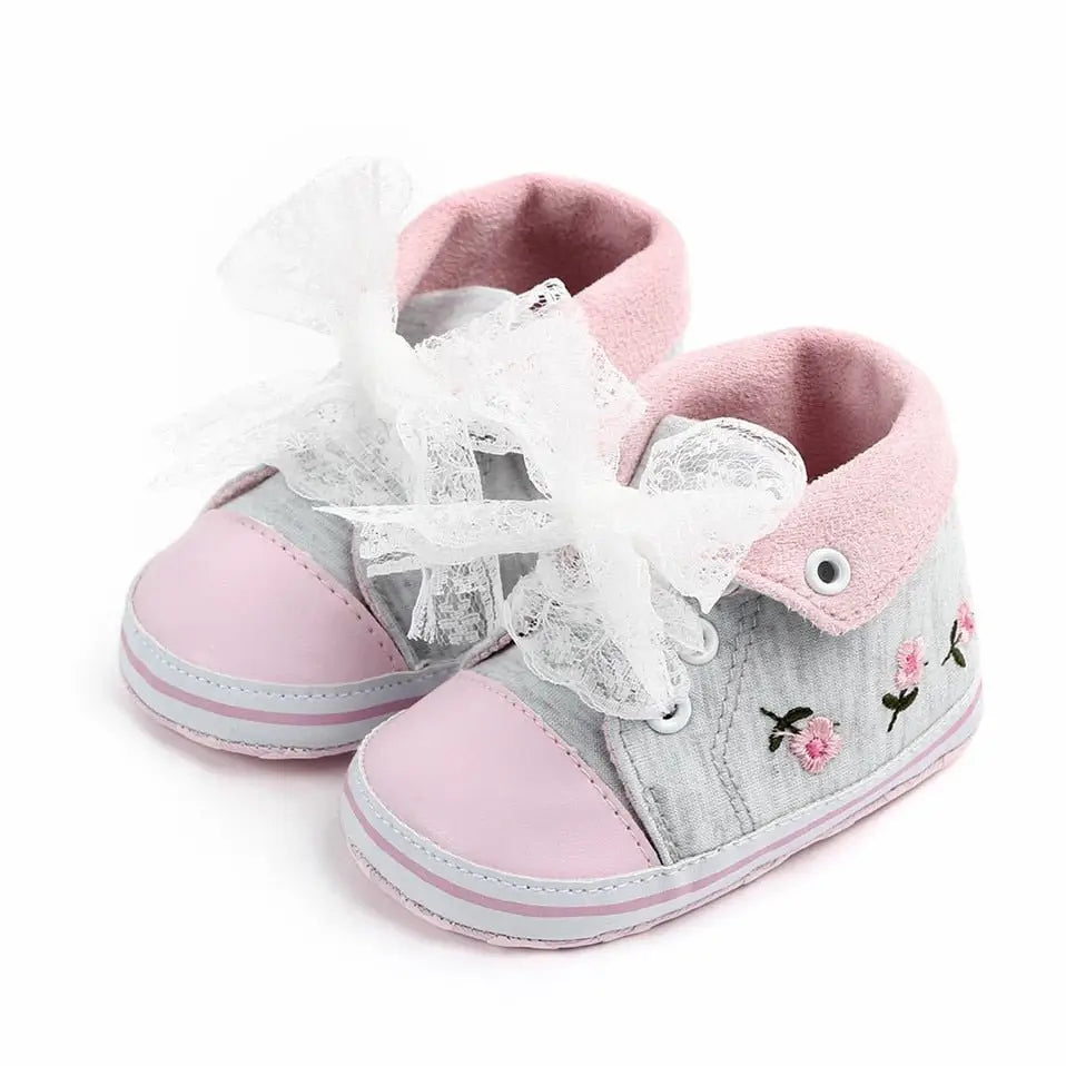 Chaussures brodée pour bébé fille