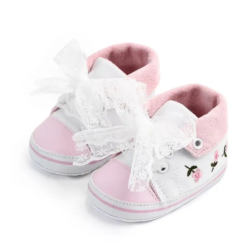 Chaussures brodée pour bébé fille