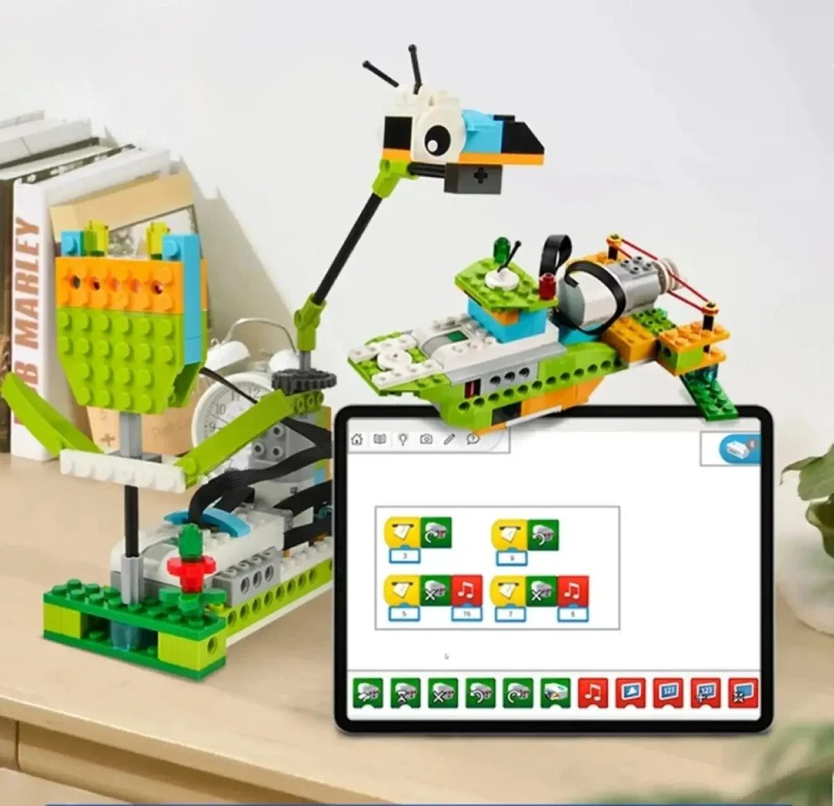 Kit de robotique programmable Maker 2.0 avec 280 briques