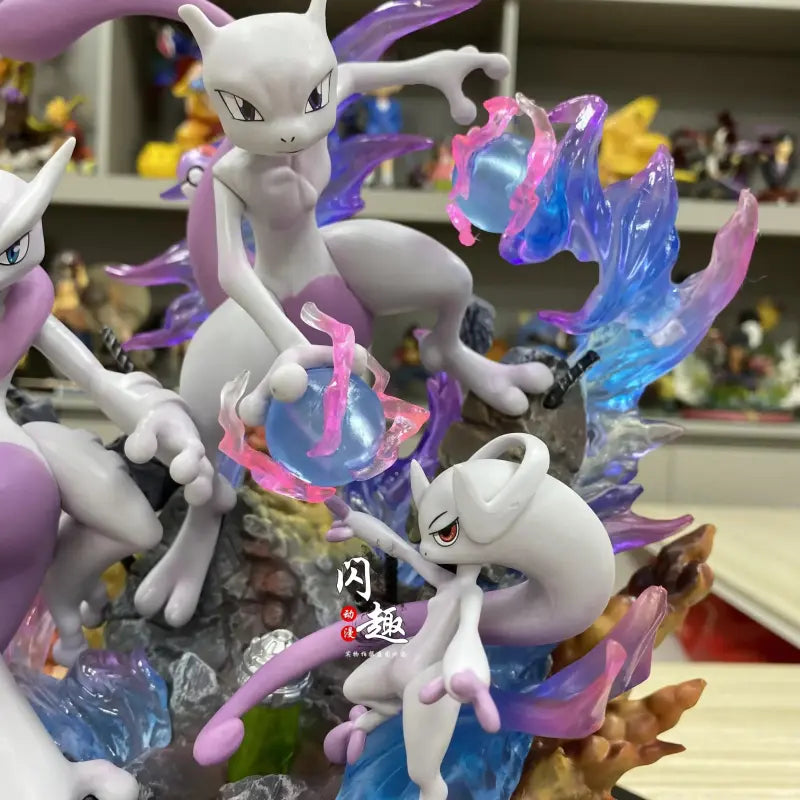 Figurine Pokemon évolution Mew Mewtwo