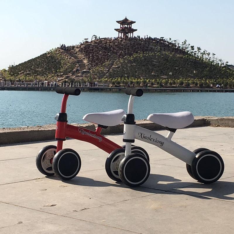 Vélo 4 Roues Bébé
