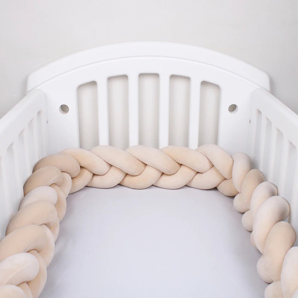 Tresse de lit bébé beige